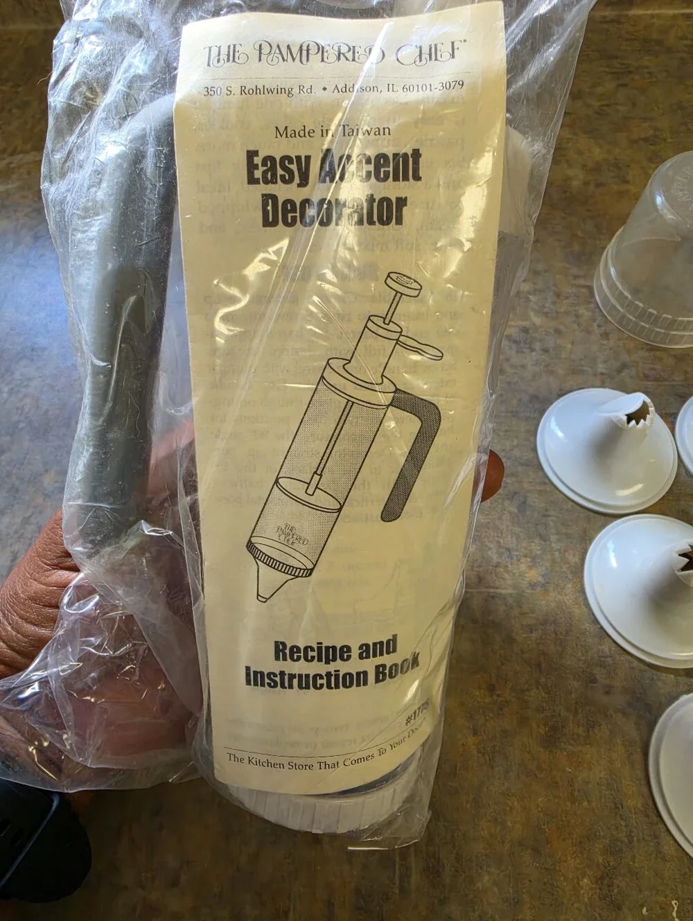 The Pampered Chef Easy Accent Decorator #1775